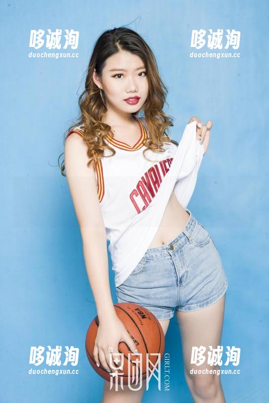 GIRLT果团网 - 莫雅淇的《花嫁》，看得我连花束都想送了！