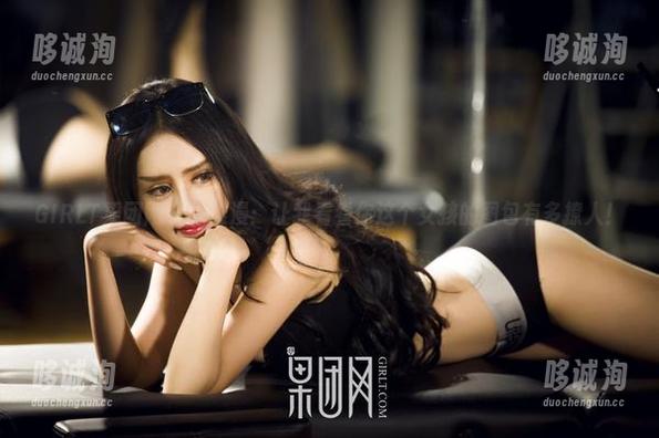 GIRLT果团网 - 陈雅漫：让我看看你这个女孩的图包有多撩人！