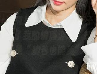 KelaGirls克拉女神 – 靠,璇子这次的美图更新引发了我的情感波动!披巾玉露,真是“躺着也能美”!