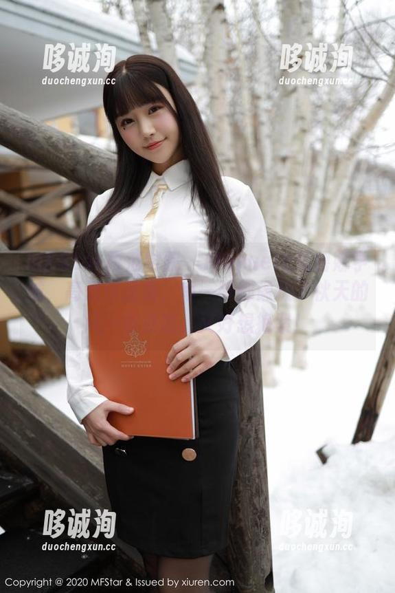 MFStar模范学院 - Manuela玛鲁娜学妹，高清作品集，每一张都像极了秋天的风…有点凉，又好想抱紧！