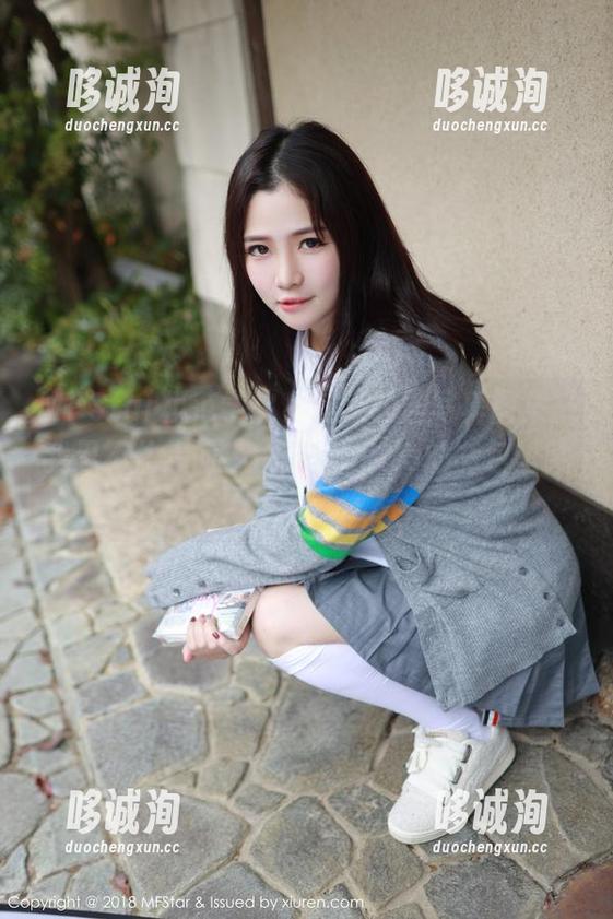 MFStar模范学院 - 这波校园写真图集，我忍不住想问：佘贝拉bella的书包里藏了什么秘笈？
