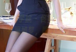 MFStar模范学院 – 佟蔓baby的私拍：礼服如梦，图片如诗