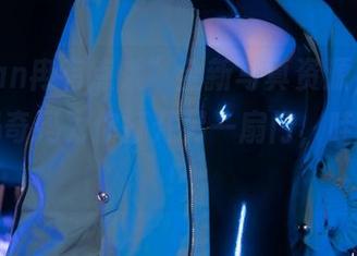 “Quan冉有点饿”全新写真资源，让电锯人玛奇玛为你打开另一扇门，哇，真香！