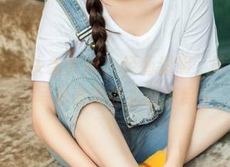 TouTiao头条女神 – 轻薄透明，陈怡曼的写真原图让人心痒痒