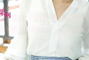 UGirls尤果网 – 王谨轩的黑白写真集更新：黑的神秘，白的纯洁，之间的戏剧人生！