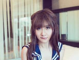 UGirls尤果网 – 田依依的修女造型：快来看看这组免费作品，保准你停不下来的想法！
