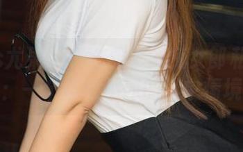 UGirls尤果网 – 陈雅漫的兔女郎私拍图包：一个与众不同的梦中情境
