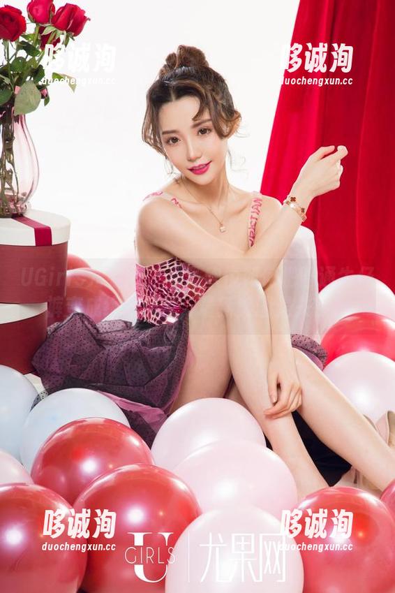 UGirls尤果网 - 看马欣悦如何把普通牛仔裤变成绝美风景，最新美图是关键。