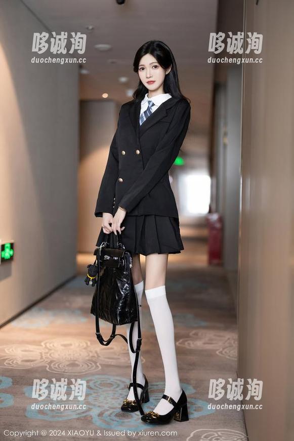XIAOYU语画界 - 在浴缸边的杨紫嫣Cynthia，生活就是如此水润图片和下载链接奉上