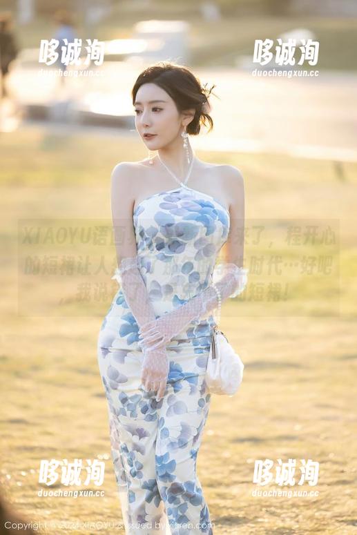 XIAOYU语画界 - 最新图库来了，程开心的短裙让人想起了那年的学生时代…好吧，我说错了，是忘不了的短裙！