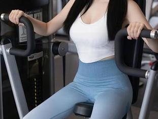 Xiuren秀人网 – 白丝的养乐多Doll：福利在这里，原图真的是无敌可爱！