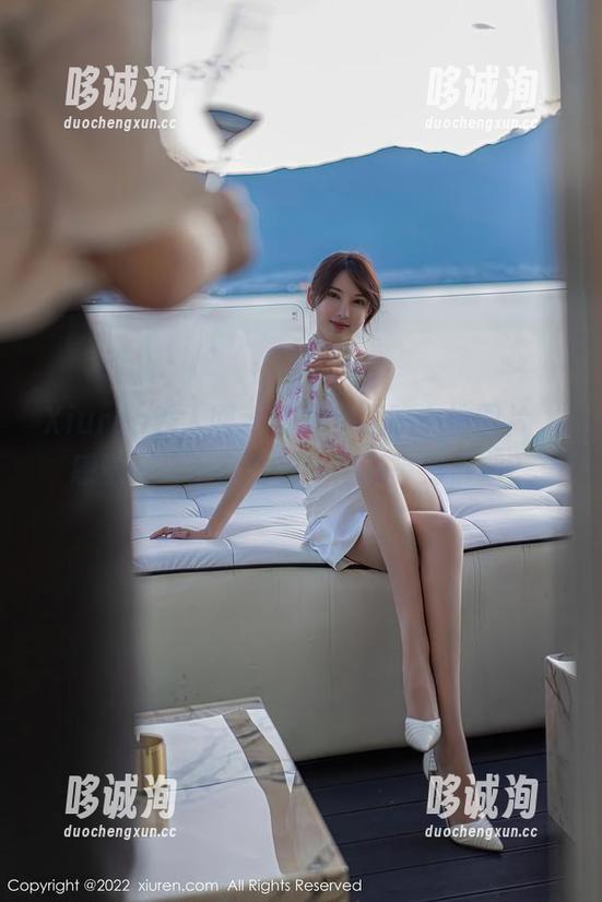 Xiuren秀人网-吴思晚 Xiuren秀人网 - 下载吴思晚女神图片,感觉每天都在过节,何必等到假期?