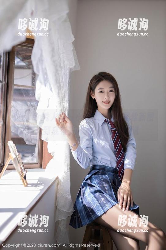 Xiuren秀人网-小夕Kitty Xiuren秀人网 - 小夕Kitty的黑丝新图包:到底有多诱人?看了才知道