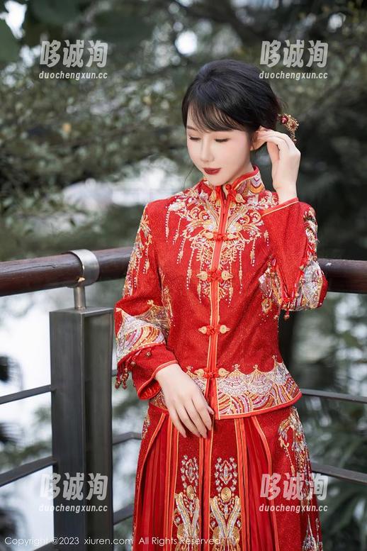 Xiuren秀人网-木子nana Xiuren秀人网 - 木子nana奶牛全集来了:看看这奶牛怎么把草地变成时尚舞台!