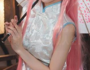 这是修女还是女神？w百合欧皇子w的原图写真让你怀疑人生！