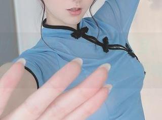 进击的けん研(けんけん)办公室，套图真是让人分心的‘工作’环境