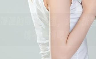 丽柜 – 凌凌的可爱原图，选一张当壁纸应该不会嫌吧！