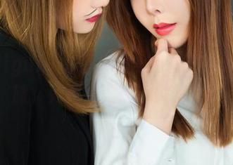 丽柜ligui – 从原图看小七的超级汉堡之旅，究竟是美食还是美色？