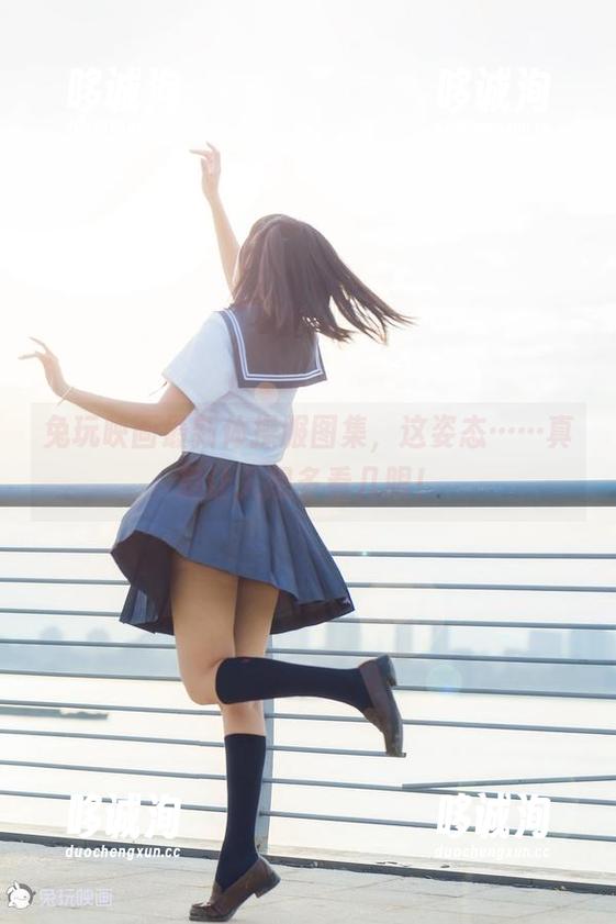 兔玩映画最新体操服图集，这姿态……真是让人想多看几眼！