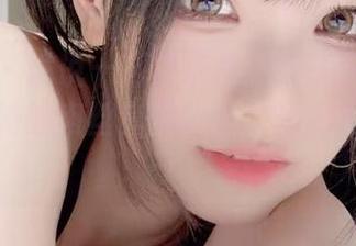 微密圈 – 谁说十万口草莓粥粥就只能吃？来看看她的肉丝套图分享，让你大开眼界！