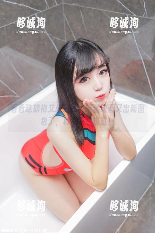 看看这旗袍艾米莉亚，喵糖映画又出新图包了，真心不想错过！