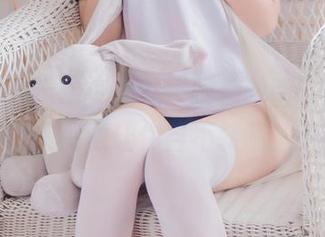 想看活力运动少女？“喵糖映画”的写真集资源让你目不转睛！