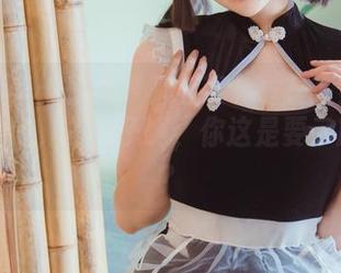 美图合集：有人穿着卡芙卡睡衣在星穹铁道上神游，夏夏子啊，你这是要云旅行吗？