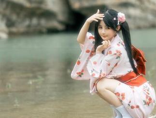 护士装下的失眠小宁，轻描淡写的写真与意外的图片感受