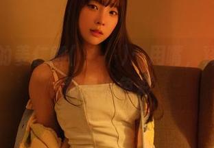 写真里的姜仁卿(강인경)：用嘴，释放心底那点小色彩