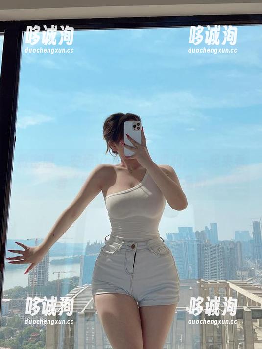 微密圈 - 安妮yoo的魅力福利：一起来看看“盼星星盼月亮”作品吧