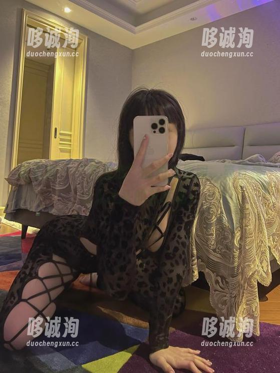 微密圈 - “宋昱欣”的豹纹原图，简直是让人上头的艺术品！