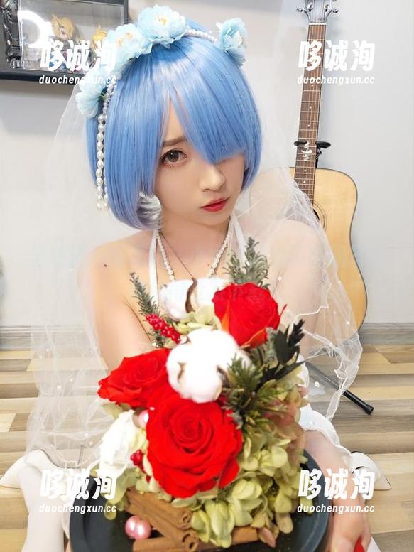 小女巫露娜 无法抗拒的诱惑,小女巫露娜的制服写真集你得赶紧下载!