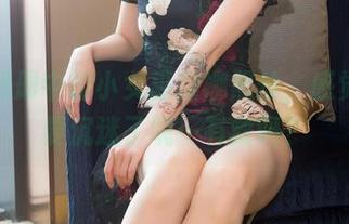高清图册中的小女巫露娜黑丝，感觉我快要沉迷了呢…有救吗？