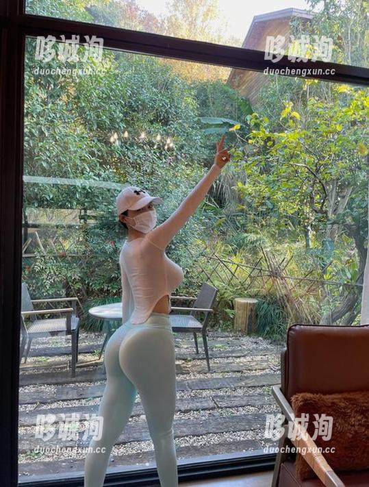 微密圈 - 左公子666体操服写真集，误入下载坑的我…
