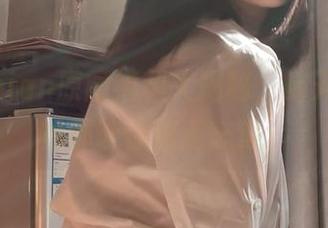 年年Nnian原图福利大揭秘，晴天的每一帧都让你流连忘返。