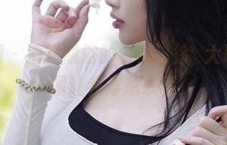 微密圈 – 清新脱俗的白裙，徐珺大哥的原图让我浮想联翩