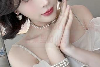 微密圈 – 当徐莉芝Booty遇上吊带，在线合集里的小惊喜