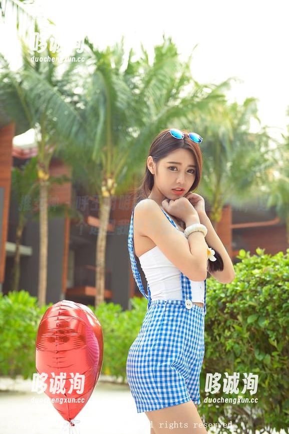 推女神-王明明 推女神 - 呼王明明的连体衣原图更新,这个造型我绝对想试试!