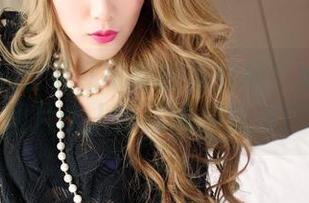 推女神 – 想看艾小青的泳衣照？她的分享图片让人心情瞬间高涨！