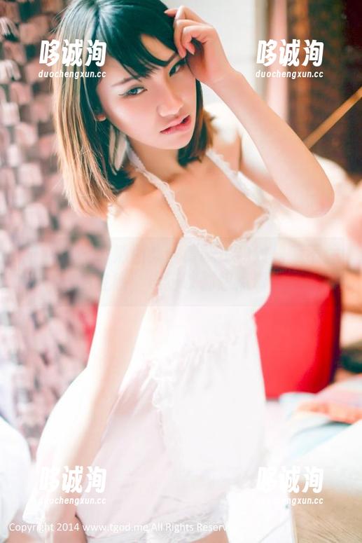 推女神 - 高清图集：谭晓彤豹纹里藏不住的性感，连猫咪都想点赞！