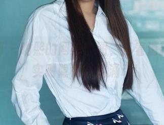 推女郎 – 吻熙的网袜套图，打着清新之名，实则隐秘暗潮涌动！