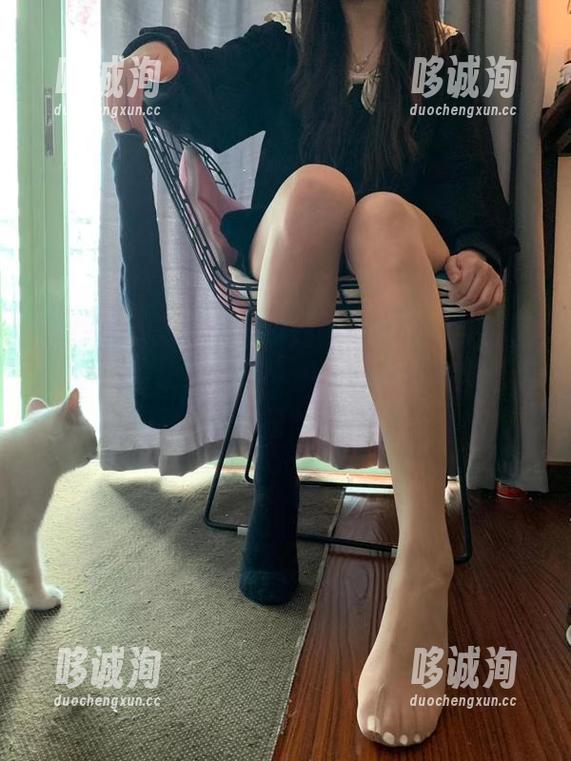 微密圈 - 无敌哒小姨妈微信朋友圈系列图片-原图，让我为啥一瞬间感觉生活没那么糟？