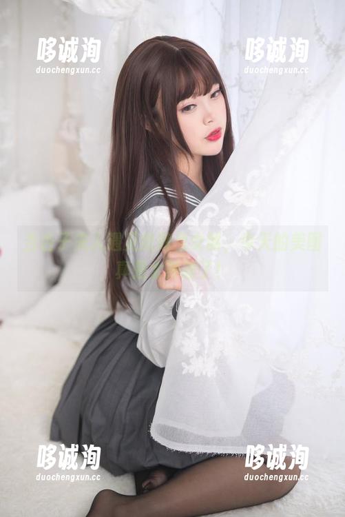 杏子夫人 当杏子夫人遇见纸牌兔女郎,今天的美图真是太养眼了!
