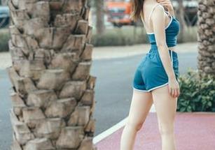 桃良阿宅的瑜伽写真全集：这姿势真的可以吗？但感觉好像不错