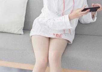 Ф森萝财团带来的碧蓝航线50D黑丝，高级感与俏皮的写真图集！