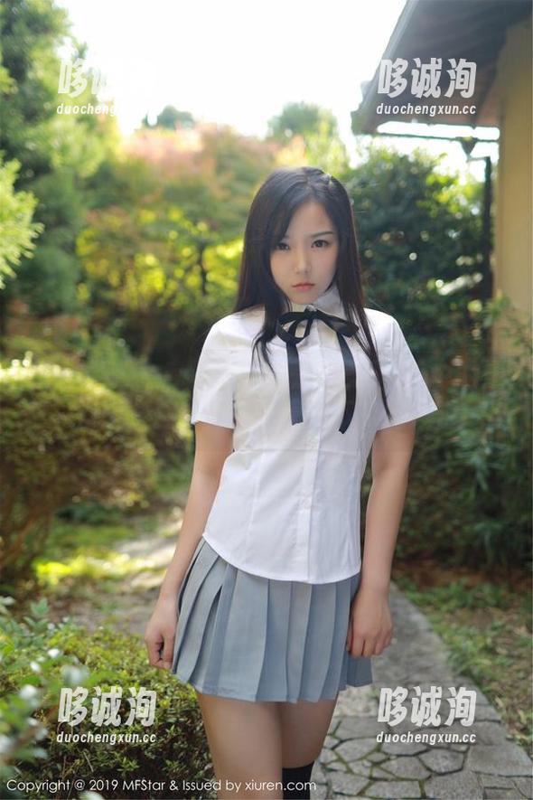 模范学院 - 疯狂！这就是糯美子Mini的短裙图片合集，让你停不下来的理由