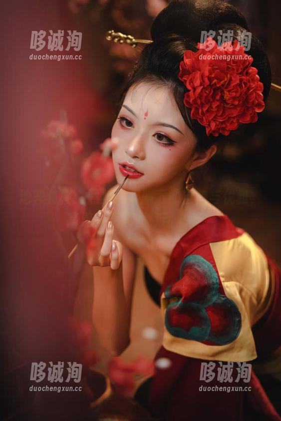 沧霁桔梗：黑丝体操服下的自信与优雅，高清分享瞬间打动心灵！