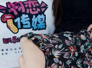 物恋传媒 – 小谷的天使图集，让你下载后不想停下来！真的！