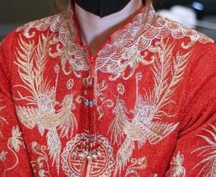 微密圈 – 探索白龙猫女的图包，发现了蟒蛇丝袜，心情像是被缠住似的。