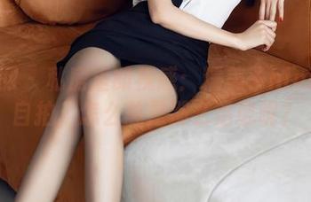 秀人网 – 私房里即视感：糯美子nini原图自拍，怎么总是那么治愈呢？